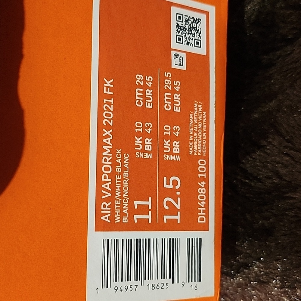 Air Vapormax 2021 FK, men's size 11, white/white-black